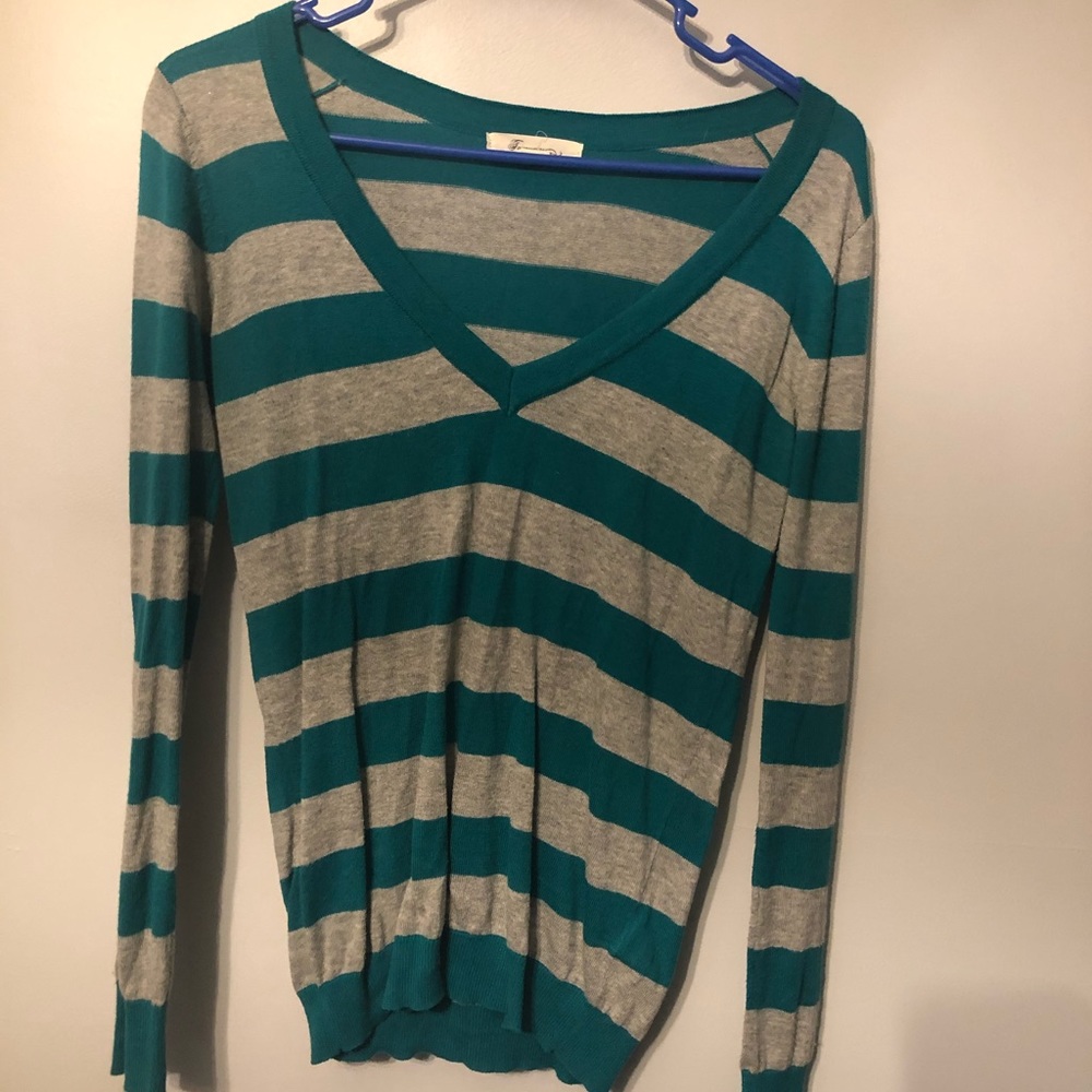 Forever21 stripped v neck